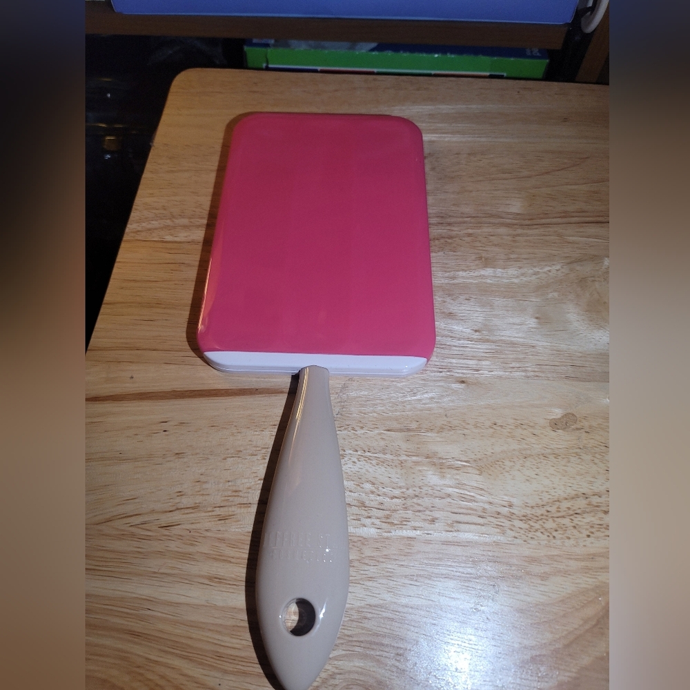 Jeffree star mirror